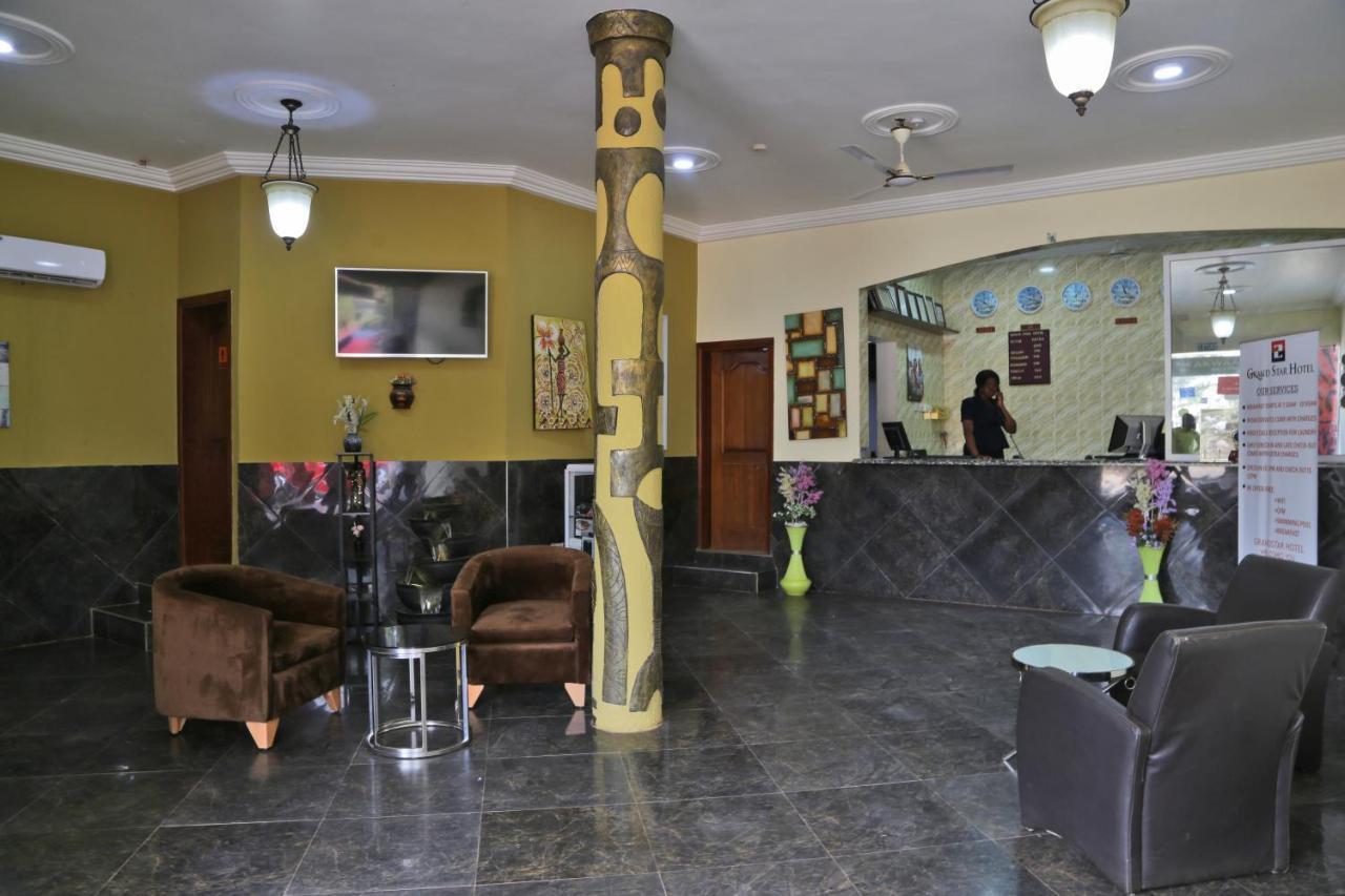North Legon Grand Star Hotel מראה חיצוני תמונה