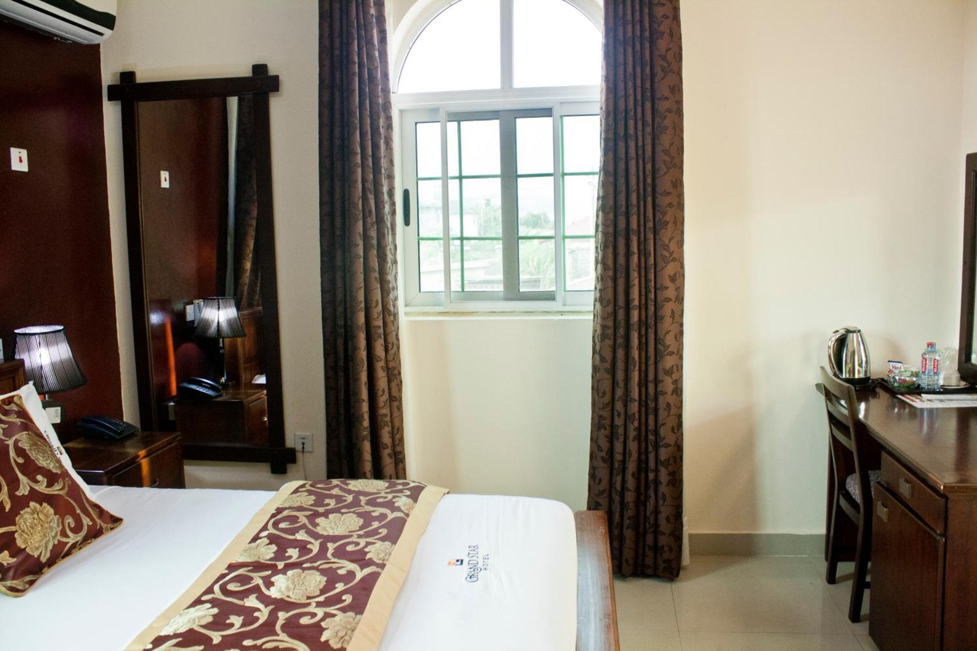 North Legon Grand Star Hotel חדר תמונה