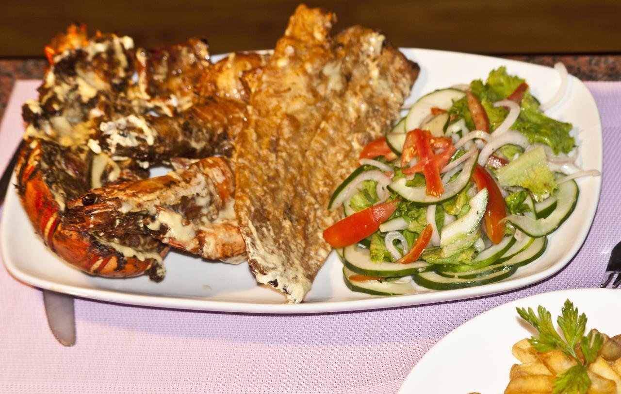North Legon Grand Star Hotel מראה חיצוני תמונה